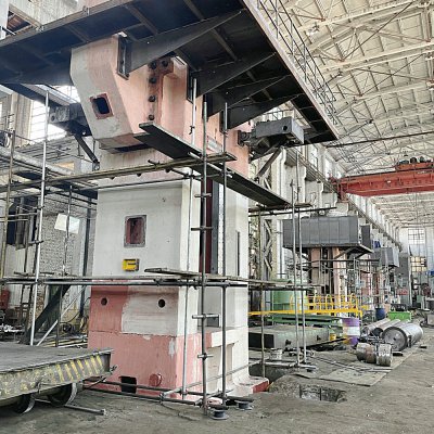 螺旋压力机生产车间